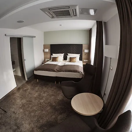 Ringhotel Hotel Rüdesheim nad Renem