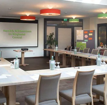 Ringhotel 3* Rüdesheim nad Renem