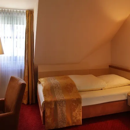 Szálloda Ringhotel 3*