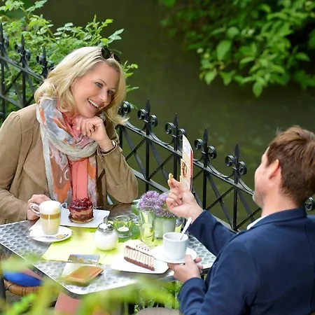 Ringhotel Szálloda Rüdesheim am Rhein